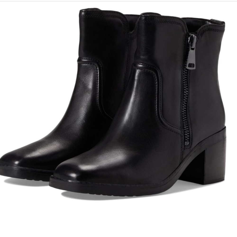 Naturalizer Women's Emmy Block Heel Ankle Boots- Size 6